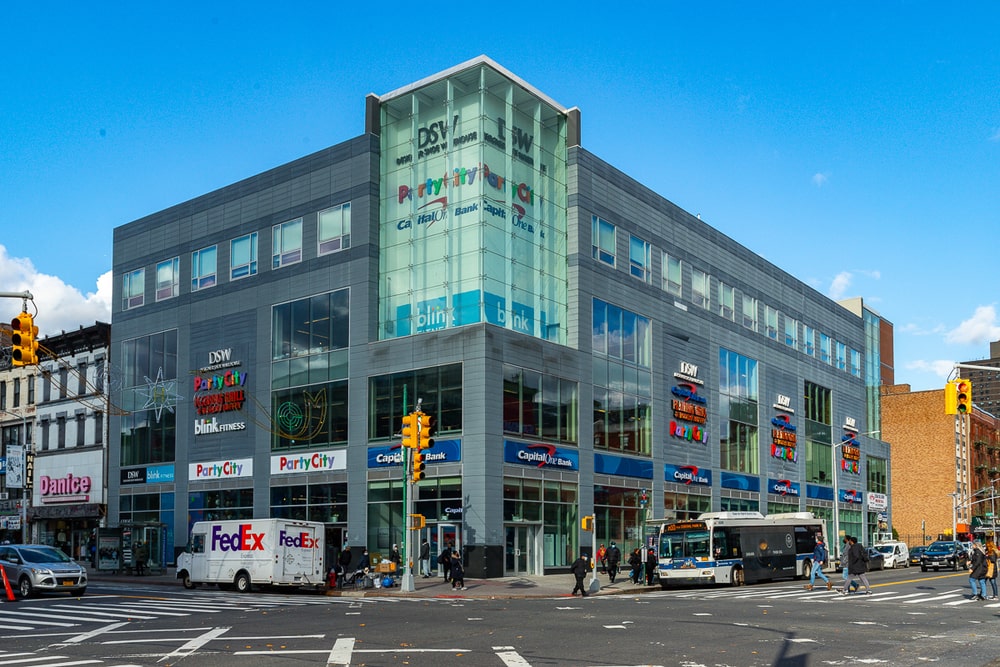 Thumbnail Image for 301 West 125th Street case study